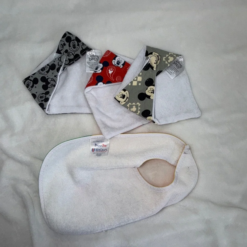 Disney Mickey Mouse Bibs Baby OS Multicolor Excellent Bandana All-Star 4 Pack
